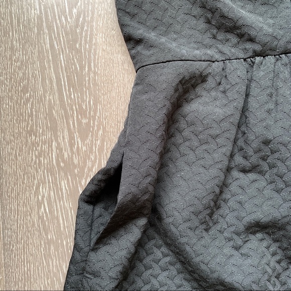 Anthropologie HD in Paris black cap sleeve dress - Picture 3 of 4